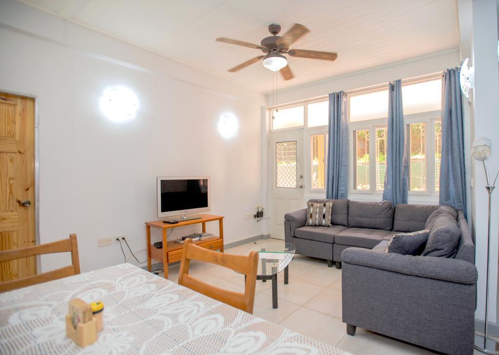 Bougainvillea Apartments St. George's Extérieur photo
