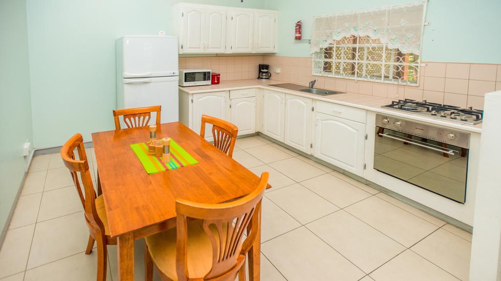 Bougainvillea Apartments St. George's Extérieur photo