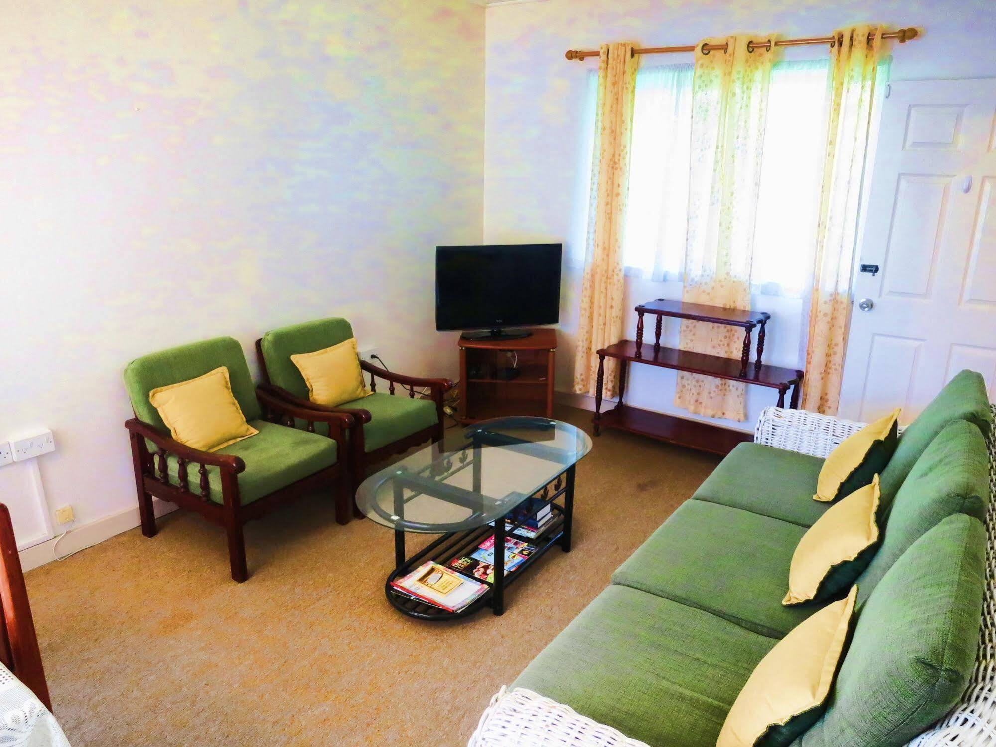 Bougainvillea Apartments St. George's Extérieur photo