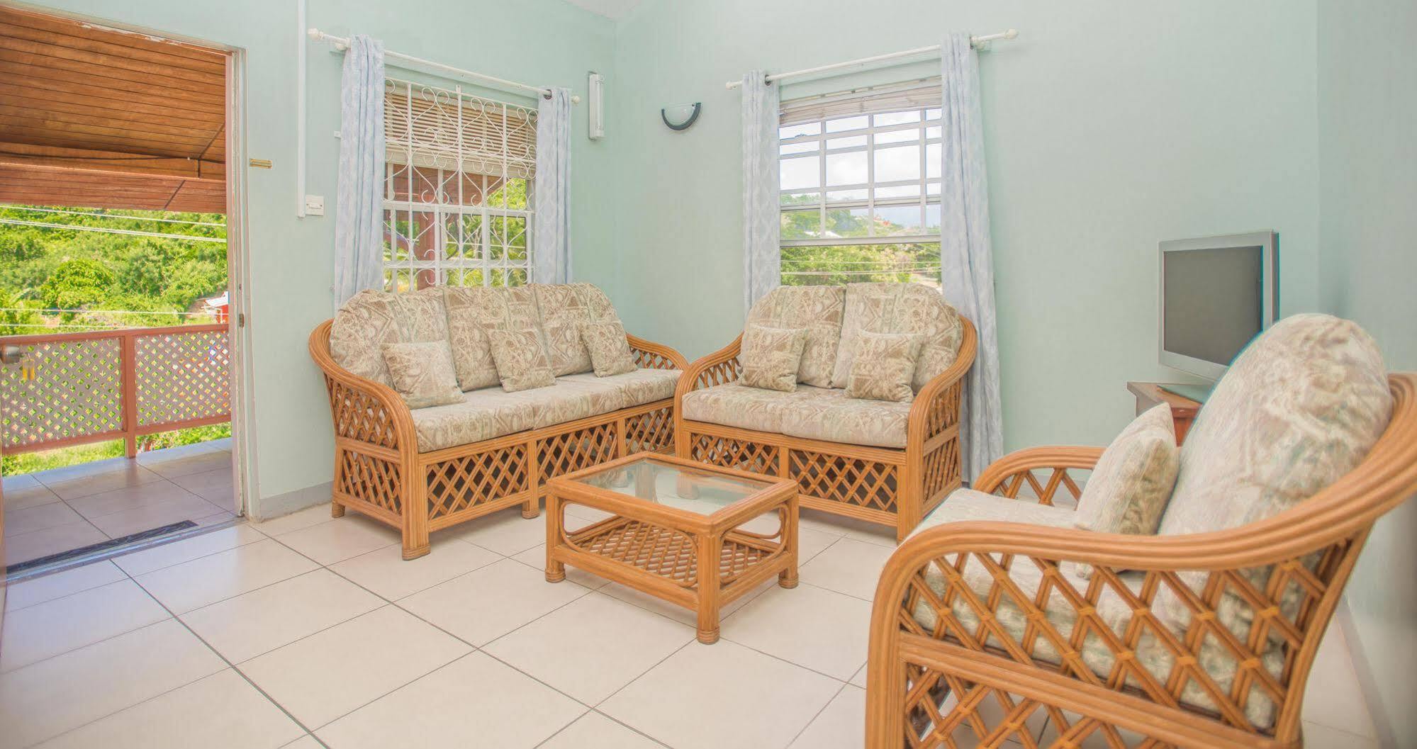 Bougainvillea Apartments St. George's Extérieur photo